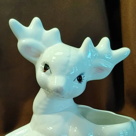 Vintage Ceramic Quilted White Deer Reindeer Planter Vase - Picture 7 of 10